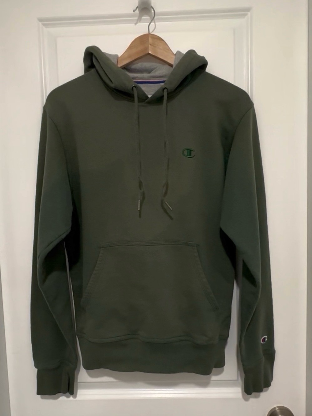 Champion Dark Green Casual Pullover Hoodie Unisex S Fits Womens Size Mediun